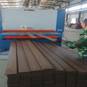 http://www.chinabamboopanels.com/144-273-thickbox/dark-carbonized-bamboo-outdoor-strand-woven-flooring-tiles.jpg