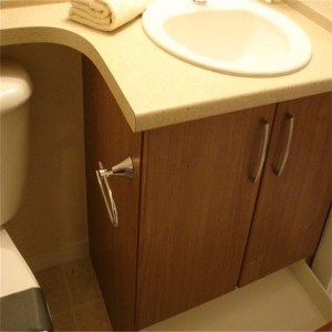 http://www.chinabamboopanels.com/67-189-thickbox/horizontal-bamboo-panel-used-in-kitchen-cabinet.jpg