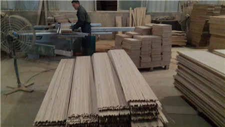 bamboo panel cutting 